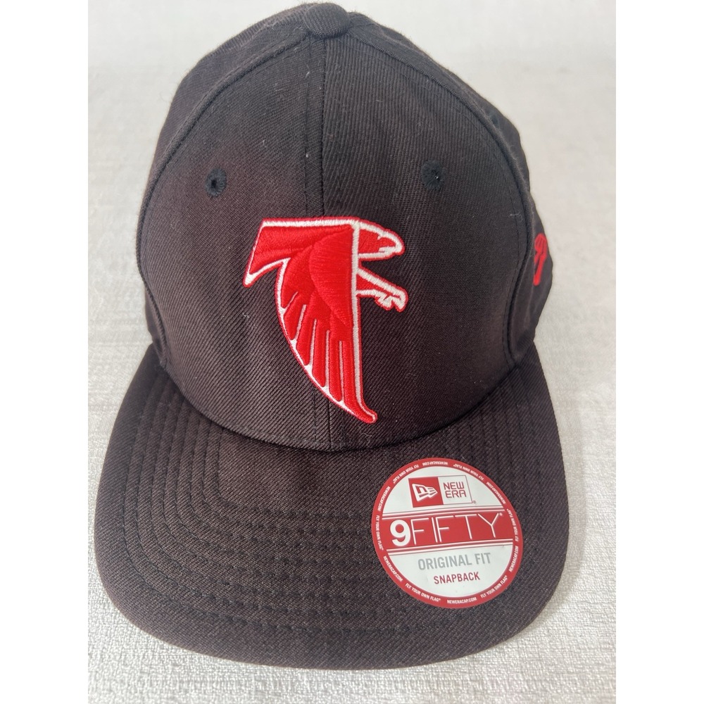 NFL Atlanta Falcons LOGO Snapback Hat New Era 9FIFTY All Black w/ Red Logo OS
